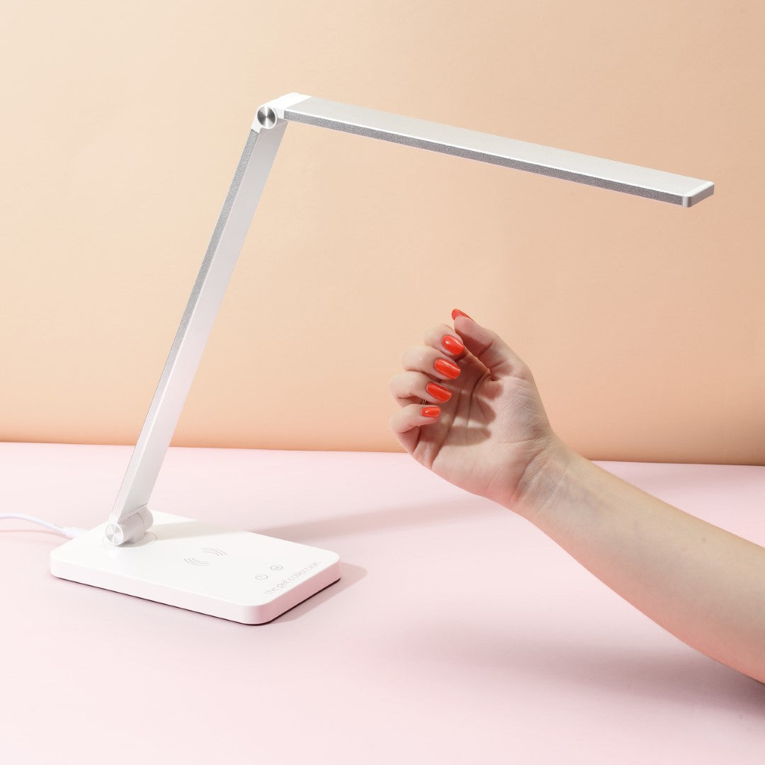 Table lamp for nails • The Gel Collection
