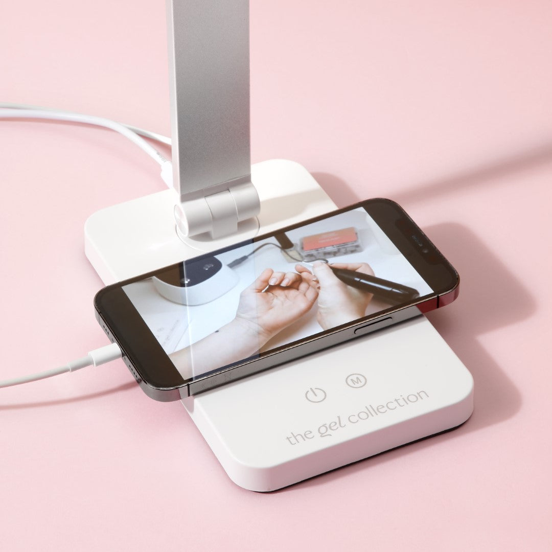 Table lamp for nails • The Gel Collection