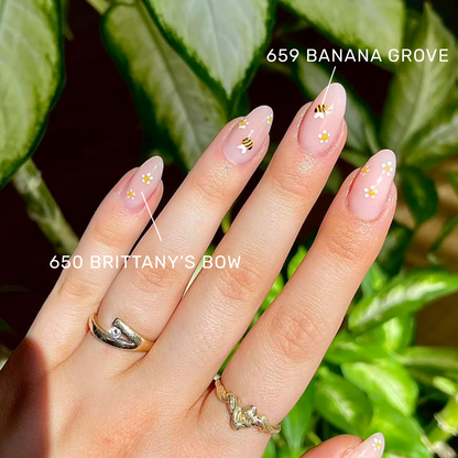 Gel Polish • 650 Brittany's Bow • 21FREE • The Gel Collection™