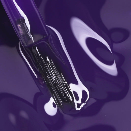 Gel Polish • 704 Royal Majesty (semi-transparent) • 21FREE • The Gel Collection™