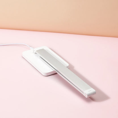 Table lamp for nails • The Gel Collection
